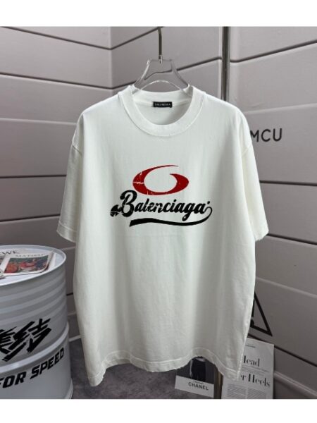 [발렌시아가] 레드 타원 로고 티셔츠 (4 COLORS)