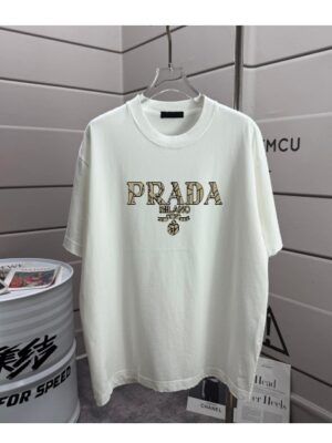 [프라다] 밀라노 그래픽 티셔츠 (4 COLORS)