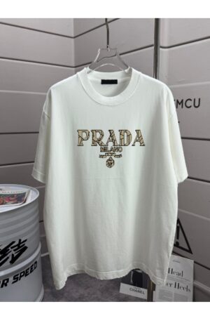 [프라다] 밀라노 그래픽 티셔츠 (4 COLORS)