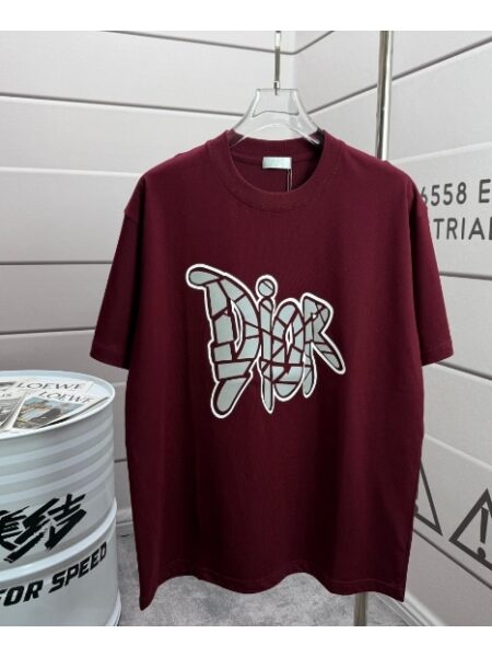 [디올] 그래피티 로고 티셔츠 (3 COLORS)