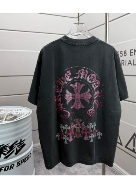 [크롬하츠] 핑크 호스슈 크로스 티셔츠 (4 COLORS)]