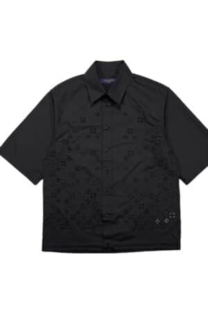 [루이비통] 모노그램 플라워 엠브로이더드 반팔 셔츠 1AGTPK