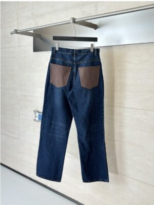 [루이비통] 가죽 디테일 데님 팬츠