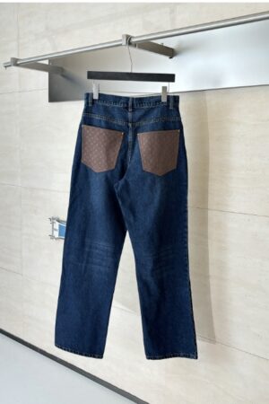 [루이비통] 가죽 디테일 데님 팬츠