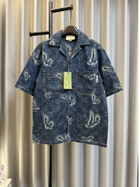 [구찌] GG 리퀴드 하츠 데님 셔츠