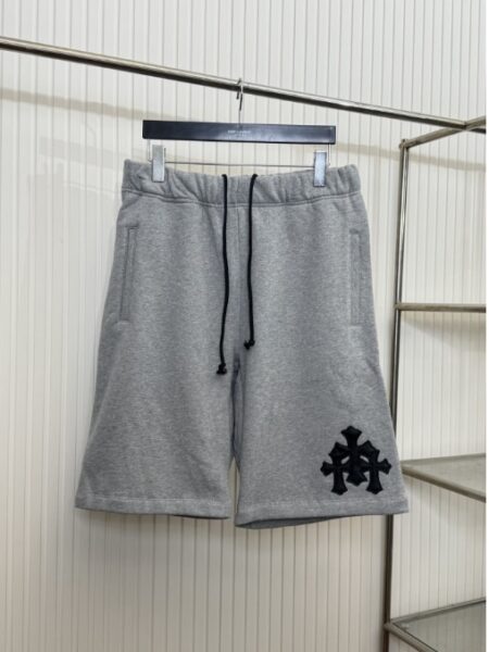 [크롬하츠] 크로스 레더 패치 스웨트쇼츠 (2 COLORS)