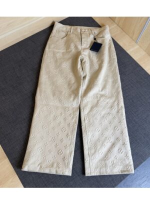 [루이비통] 모노그램 엠보스드 스케이트 팬츠