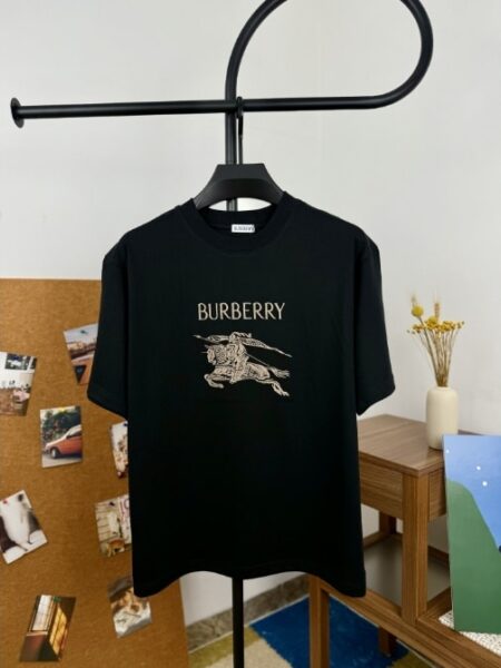 [버버리] EKD 코튼 티셔츠 (2 COLORS)