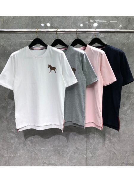 [톰브라운] 포니 로고 티셔츠 (4 COLORS)