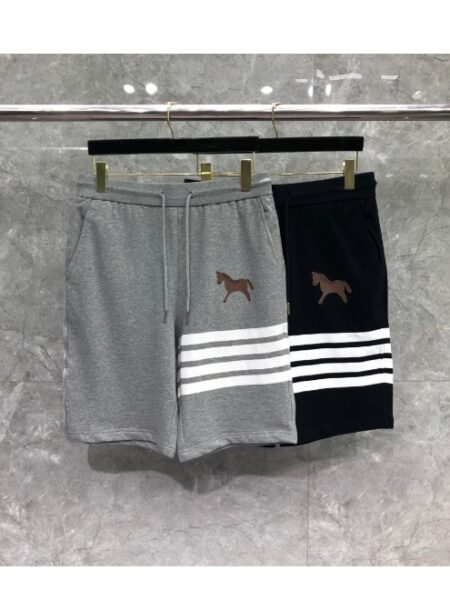 [톰브라운] 포니 자수 4-바 스웨트 쇼츠 (2 COLORS)