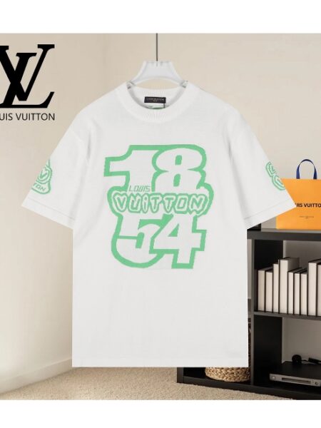 [루이비통] 그래픽 1854 로고 티셔츠 (2 COLORS)