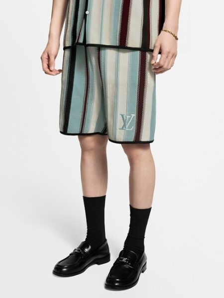 [루이비통] 스트라이프드 크로셰 쇼츠 1AHVOZ
