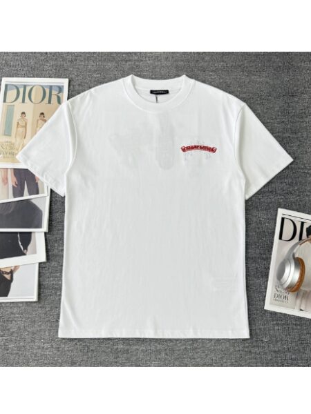 [크롬하츠] 레드 스크롤 로고 반팔 티셔츠  (2 COLORS)