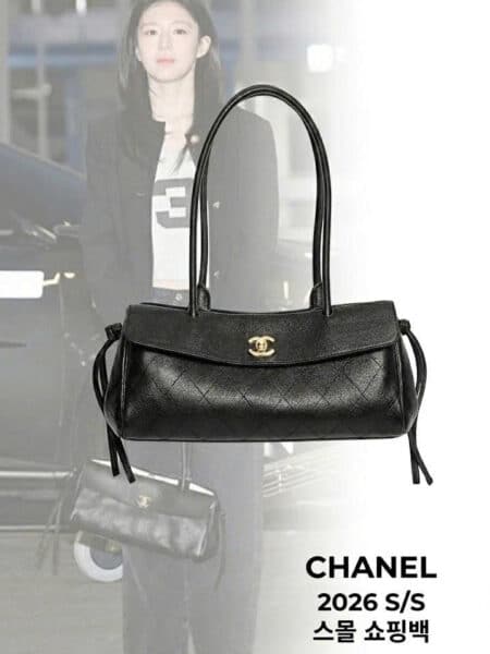 [샤넬] 2026 S/S 스몰 쇼핑백 AS6288 고윤정