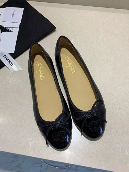 [샤넬] CC로고 클래식 블랙 발레리나 플랫 G02819X01000 C0204