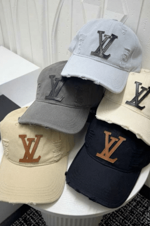 [루이비통] 디스트레스드 온리 LV 캡 (5 COLORS)