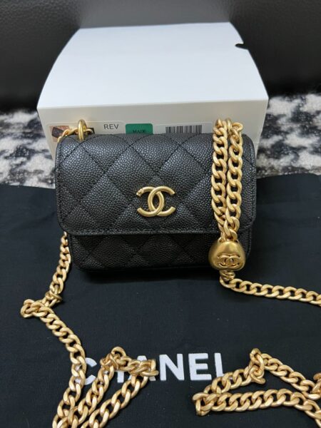 [샤넬] 미니 캐비어 CC 하트볼 클래식 WOC 숄더 크로스백 AP3224