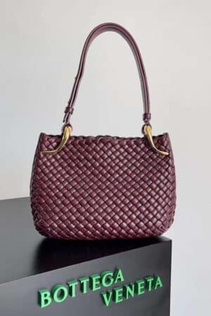 [보테가베네타] 클리커 인트레치아토 숄더백 (3 Colors)