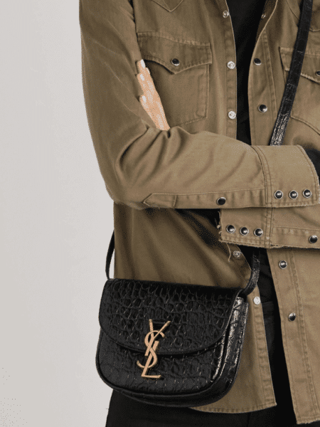 [생로랑] 크로커다일 엠보싱 카이아 스몰 숄더백 619740