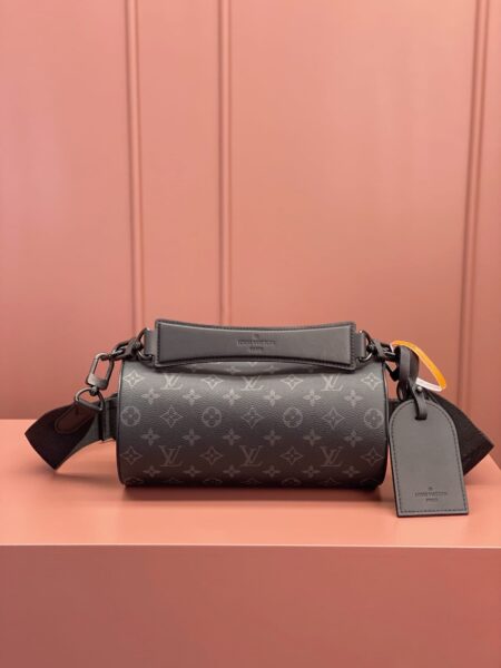 [루이비통] 소프트 폴로숑 PM M46796