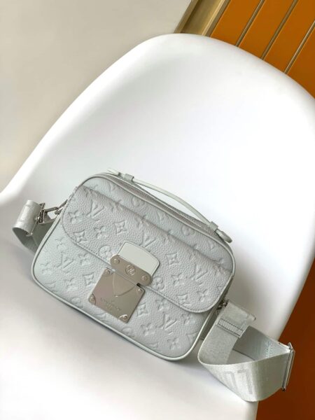 [루이비통] S 락 메신저백