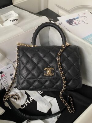 [샤넬] 코코 핸들 미니 블랙/화이트 캐비어 카프스킨 체인탑 금장 AS2215