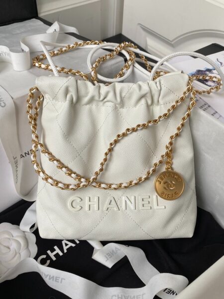 [샤넬] 22 미니 화이트 케비어 카프스킨 핸드백 골드체인 AS3980