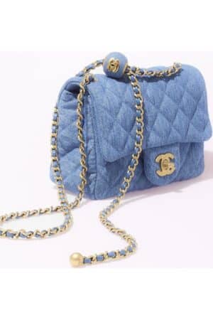 [샤넬] 골드볼 쁘띠삭 플랩백 AS1786