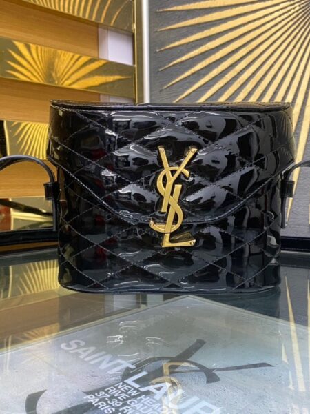 [생로랑] 준 박스 백 7100800UF01 1000