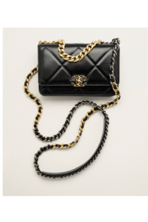[샤넬] 19 woc 턴락 체인백 AP3267