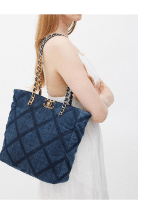 [샤넬] 19 데님 쇼핑백 골드&실버&루테늄 메탈 체인 AS3519