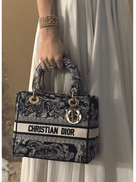 [디올] 레이디 디 라이트 미디엄 백 M0565ORGO