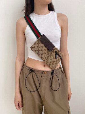 [구찌] 투포켓 힙색 28566