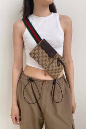 [구찌] 투포켓 힙색 28566