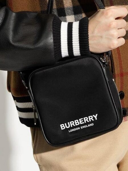 [버버리] 크로스백