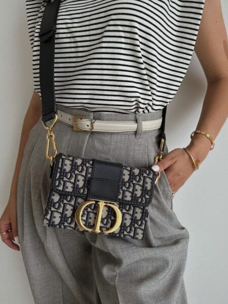 [디올] 30 몽테인 박스백 M9204UTZQ