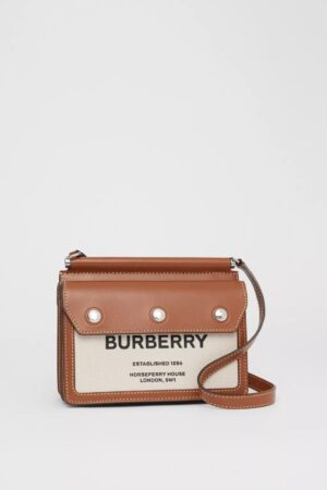 [버버리] 타이틀 호스페리 프린팅 미니 크로스백 8014611