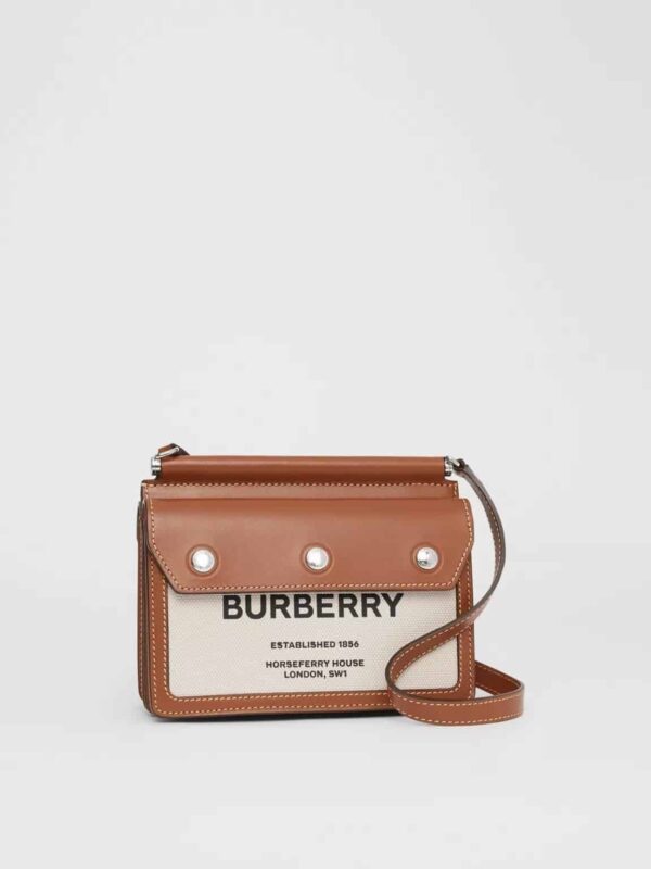 [버버리] 타이틀 호스페리 프린팅 미니 크로스백 8014611