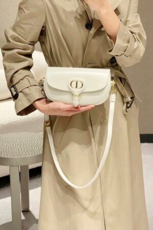 [디올] 바비 이스트 웨스트 숄더백 M9327UMOL