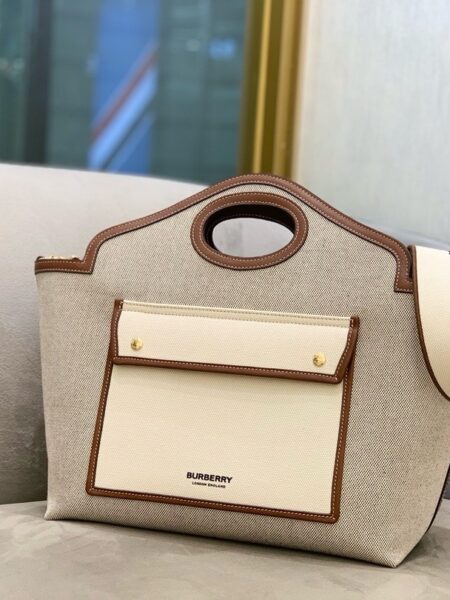 [버버리] 숄더백