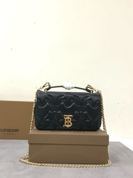 [버버리] 크로스백 Thomas