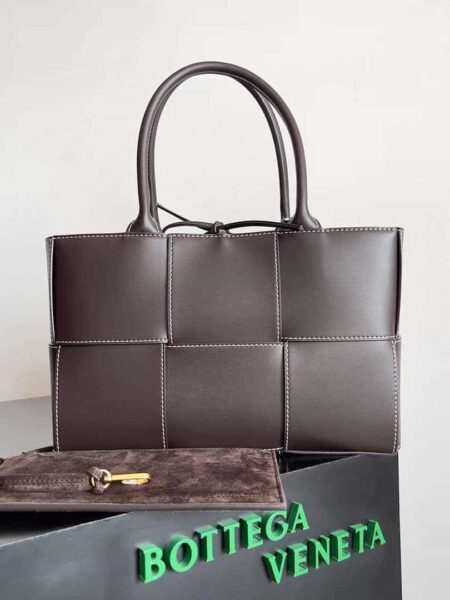 [보테가베네타] 스몰 아르코 토트백 652867VCQC22132