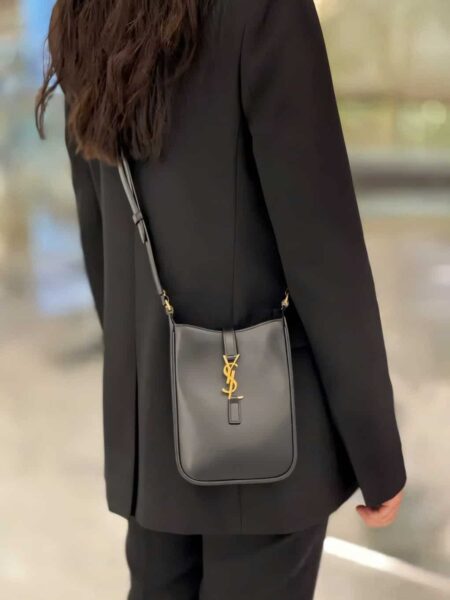 [생로랑] LE 5 A 7 미니 숄더백 735214