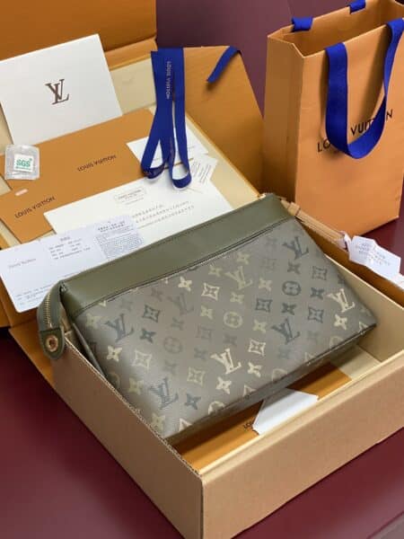 [루이비통] 포쉐트 보야주 수플 M26970 (업그레이드 버전)