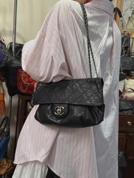 [샤넬] 그레인드 카프스킨 미디엄 플랩백 A2223