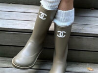 🔎 [알고 쇼핑하자! 코너] - 샤넬 러버 레인 부츠